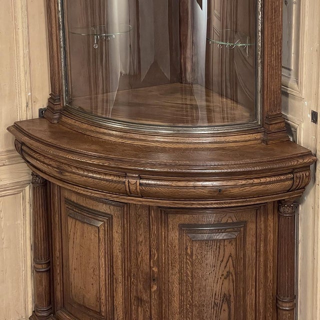 19th Century French Henri II Neoclassical Corner Vitrine With Curved Glass Door For Sale - Image 16 of 18