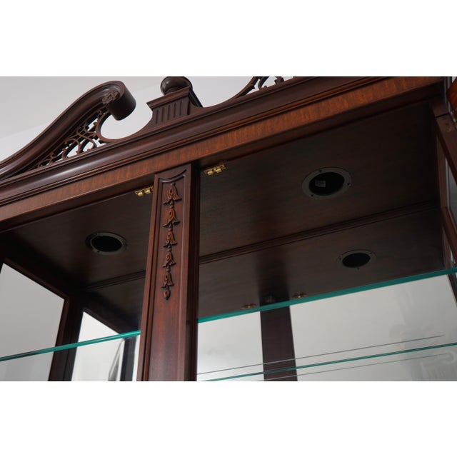 Henkel Harris Henkel Harris Beveled Glass #2348 Mahogany Curio Cabinet For Sale - Image 4 of 18