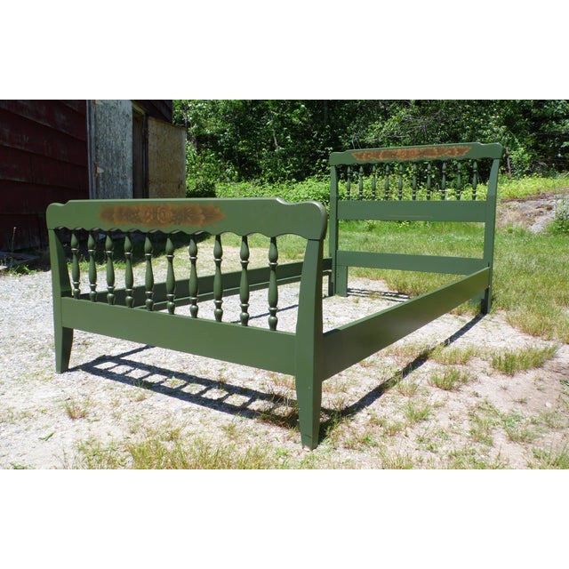 Vintage Green Hitchcock Colonial Autumn Harvest Stenciled Twin Bed