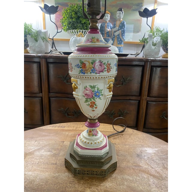 Classic Victorian shabby chic style with this beautiful Dresden style lamp. Traditional Decoration with an emphasis on...
