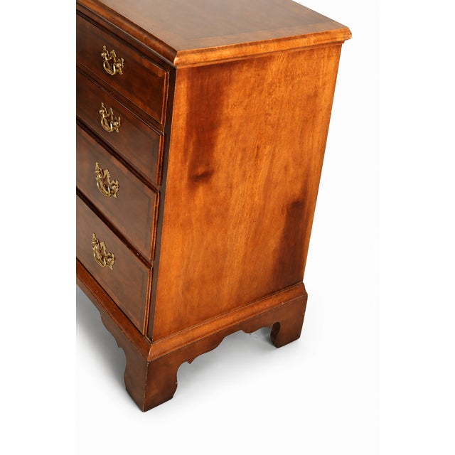 1970s Vintage Henredon Aston Court Banded Mahogany Triple Dresser For Sale - Image 12 of 14