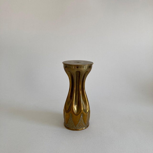 Early 20th Century Antique French Metal Trench Art Artillery Shell Vase W/ Incised Geometric Pattern - Brass - Distressed Patina Finish Early 20th Century For Sale - Image 5 of 9