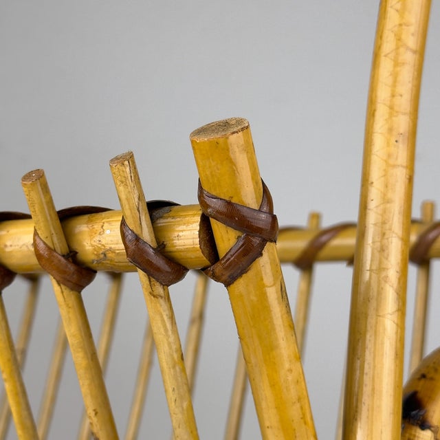 1960s Vintage Bamboo and Vienna Straw Magazine Rack, Italy, 1960s For Sale - Image 5 of 17