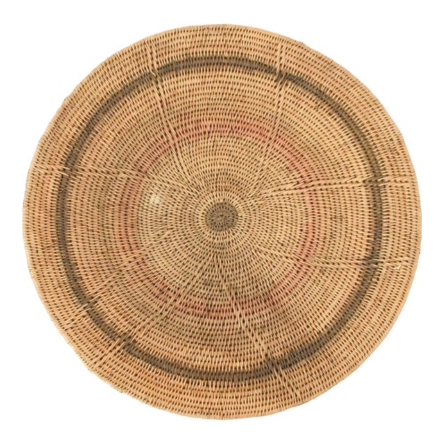 Early 20th Century Makenge Flat Wedding Basket Zambia 15 Inch For Sale