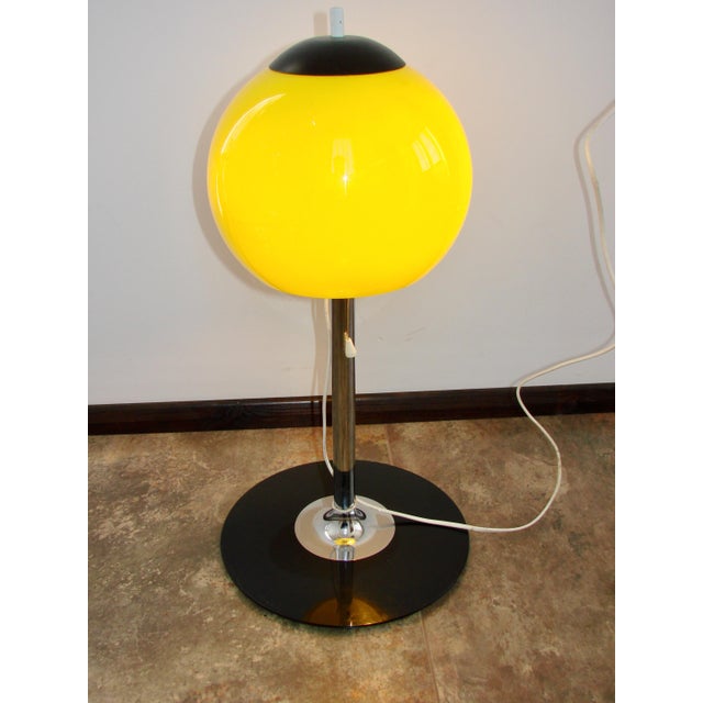 1970s Space Age Table Lamp in Metal, Glass, and Plastic, 1970s For Sale - Image 5 of 8