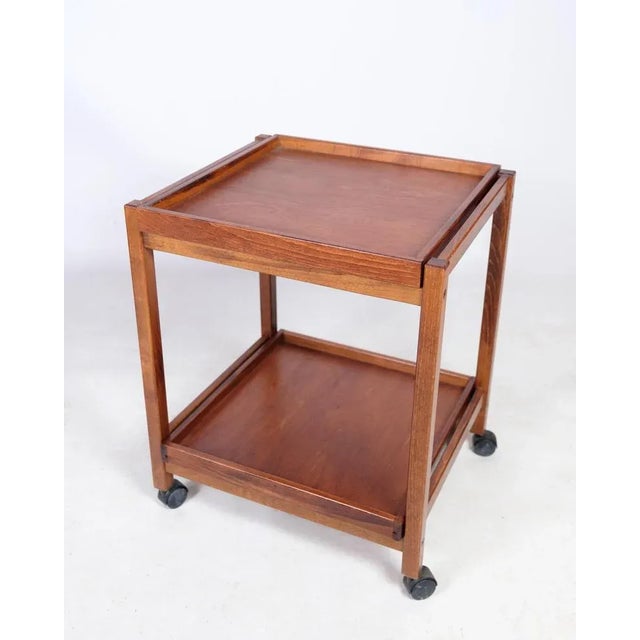 Roll Coffee Tables with Serving Tray in Walnut, 1960s, Set of 2 For Sale - Image 9 of 13