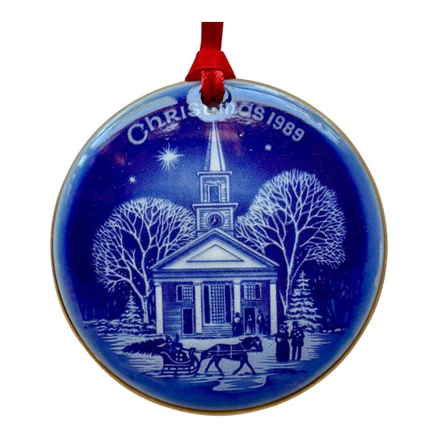 Vintage Bing & Grøndahl Ornament “New England" 1989 From the "Christmas in America" Limited Edition -Porcelain Blue and White For Sale