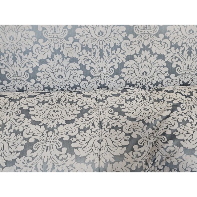 Chippendale Kittinger Historic Newport Mahogany Sofa With Blue Silk Damask Fabric For Sale - Image 3 of 8