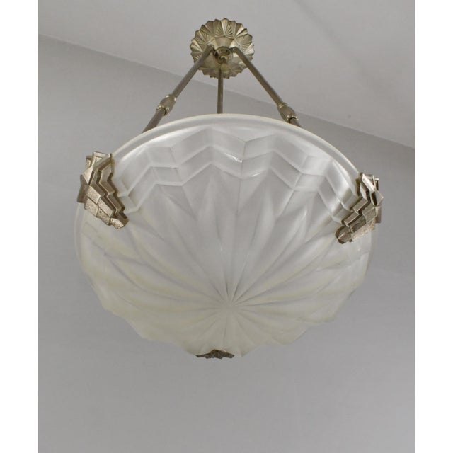 Metal Maynadier & Degue French Art Deco 3-Armed Chandelier - 1930s Nickeled Bronze & Frosted Glass For Sale - Image 7 of 18