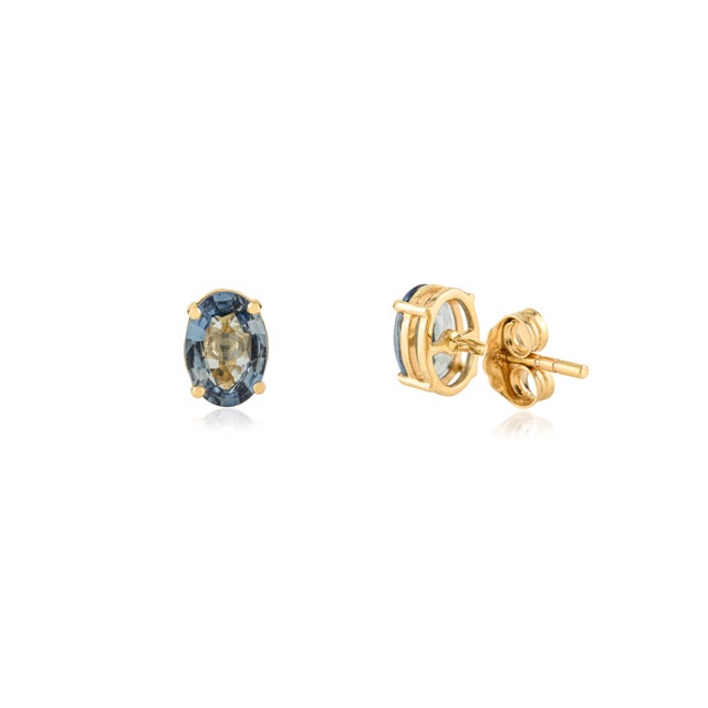 Contemporary Prong Set 1.88 Ct Blue Sapphire Minimalist Stud Earrings in 14k Gold- A Pair For Sale - Image 3 of 13