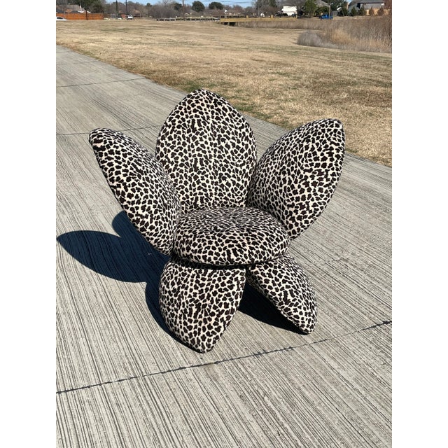 A very rare easy chair styled after model Getsuen "Lily" designed by Masanori Umeda. Circa 1990. The Getsuen Chair is an...