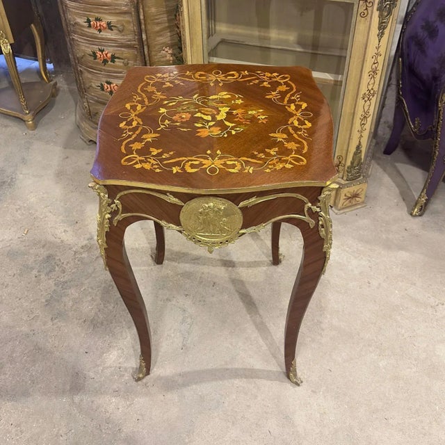 French 1990s French Louis XV Side Table Furniture For Sale - Image 3 of 3