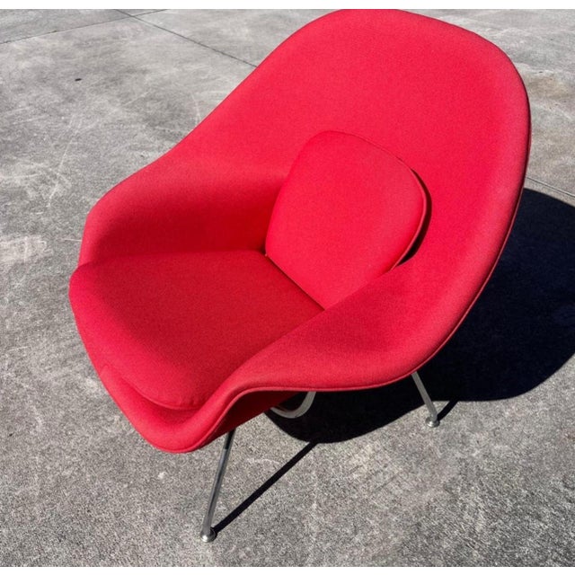 Eero Saarinen Womb Chair by Knoll For Sale - Image 9 of 9
