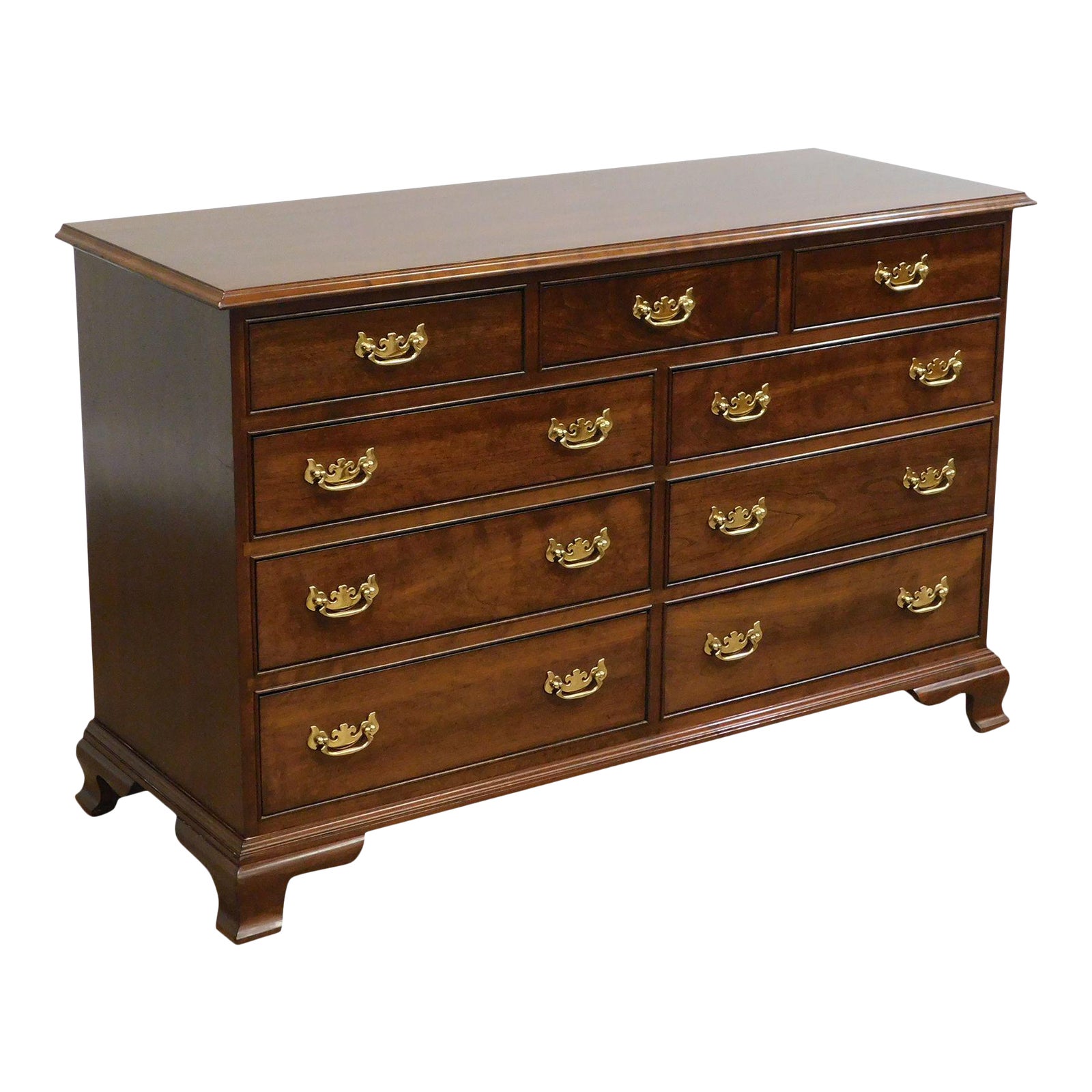 Stickley Traditional Cherry 9 Drawer Dresser Chairish