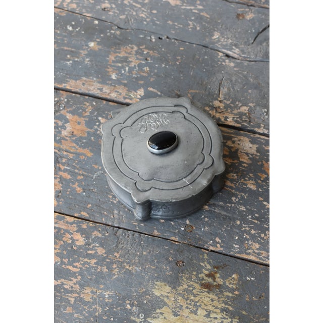 Early 20th Century Antique Pewter Lidded Box With Monogram and Cabochon, Made in Portugal, Circa Early 20th Century For Sale - Image 5 of 15