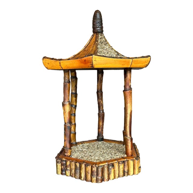 Vintage Coastal Rattan Pagoda Pedestal For Sale