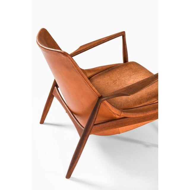 Easy Chair in Leather and Teak by Ib Kofod-Larsen, 1950s For Sale - Image 6 of 14