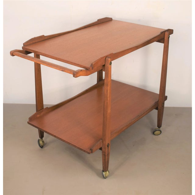 Wooden trolley, brass and Italian production metal of the 1970s. Very good condition, no break (see photos). Dimensions: H...