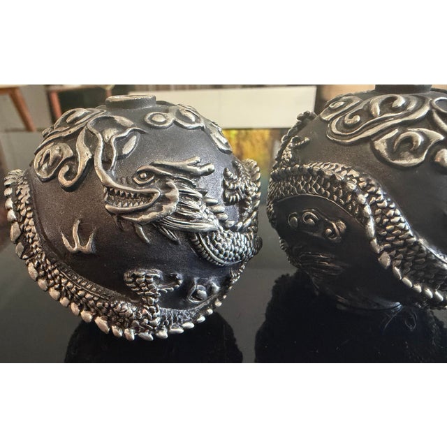 L’Objet Spice Jewels Dragon Phoenix Salt/Pepper Shakers For Sale - Image 10 of 11