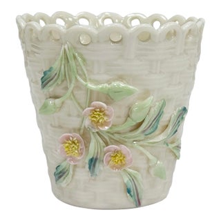 Vintage Belleek Ireland Porcelain Floral Basketweave Motif Spill Vase For Sale