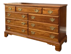1970s Statton Americana 50th Anniversary Collection Chippendale Solid Cherry 9 Drawer Low Double Dresser