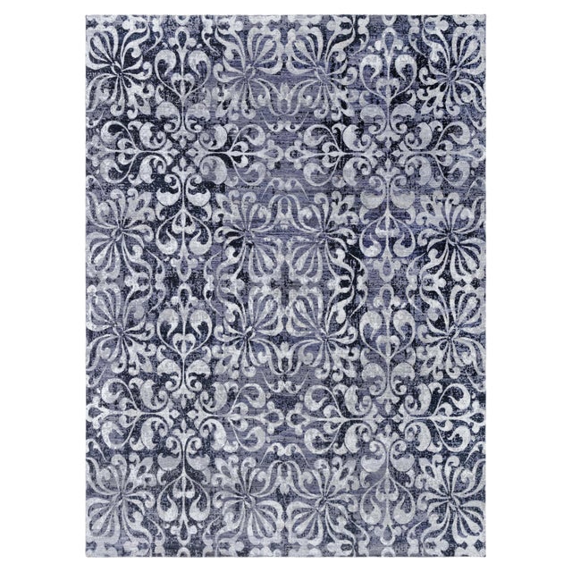Modern Traditional Inspired Rug by Doris Leslie Blau For Sale