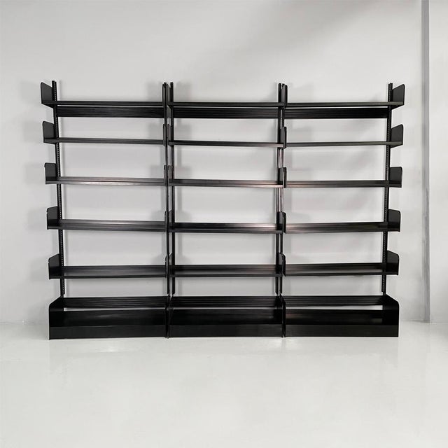 Italian modern modular black bookcase Congresso by Lips Vago, 1970s Modular bookcase model Congress made entirely of black...