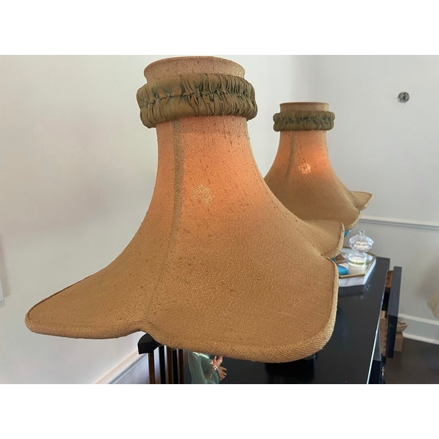 Set of 2 Vintage Chinoiserie Figural Lamps by Walter Wilson "The Queen & the Groom" For Sale - Image 10 of 10