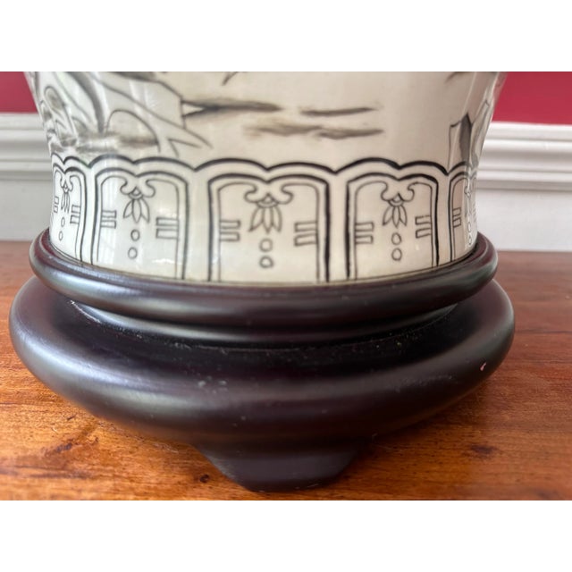 Large Vintage Chinese Chinoiserie Porcelain Ginger Jar Table Lamp With Shade, Black and White For Sale - Image 4 of 9