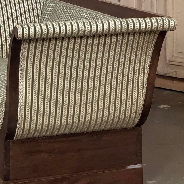 Early 19th Century French Charles X Mahogany Sofa ~ Canape For Sale - Image 14 of 18
