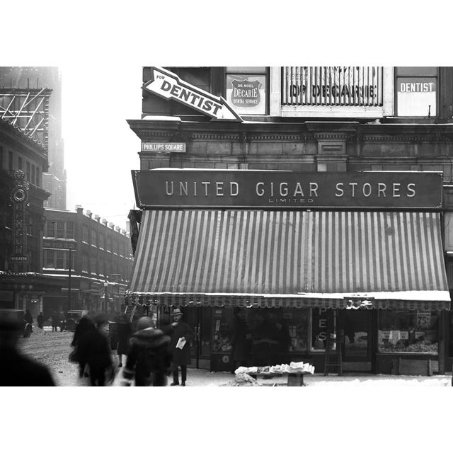 Dr Decarie, Montreal, Phillips Square, 1925, Archival Fine Art Print For Sale - Image 4 of 8
