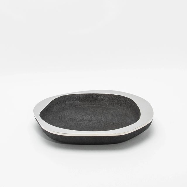 Bowl in Black Shagreen With Stainless Steel Details by R&y Augousti For Sale In Los Angeles - Image 6 of 12