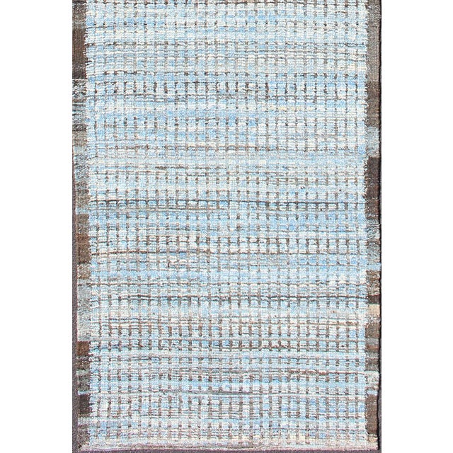 Modern Casual Runner With Hi-Low Design in Blue Pile With Brown 3'1 X 10'11 For Sale In Atlanta - Image 6 of 11