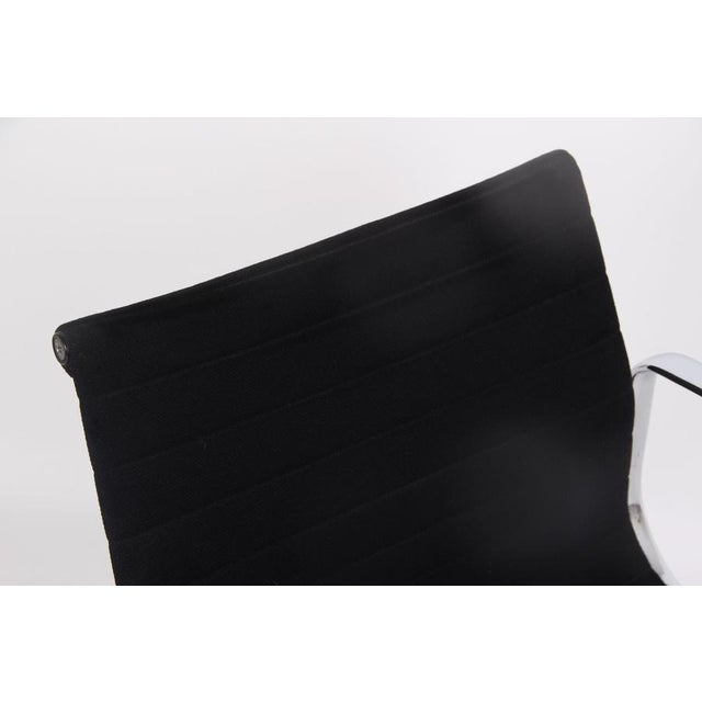 Model EA108 Swivel Chair by Charles and Ray Eames for Herman Miller, 1950s For Sale - Image 10 of 13