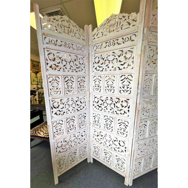 Antique White 1960's Whitewashed Moroccan Style Pierced Wood 4-Panel Floor Screen For Sale - Image 8 of 13