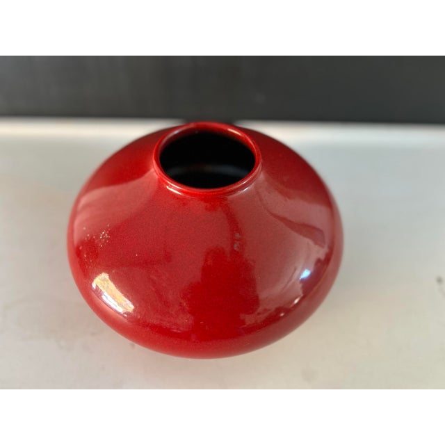 1990s 90's Modernist Amano Art Pottery Deep Red Made in Germany Vase For Sale - Image 5 of 5