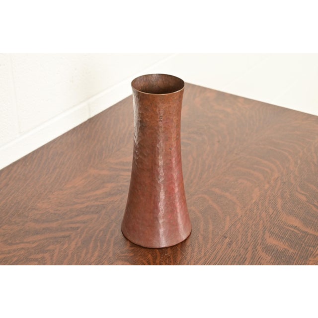 Roycroft Ramon Ramirez Arts & Crafts Hammered Copper Vase For Sale - Image 4 of 13