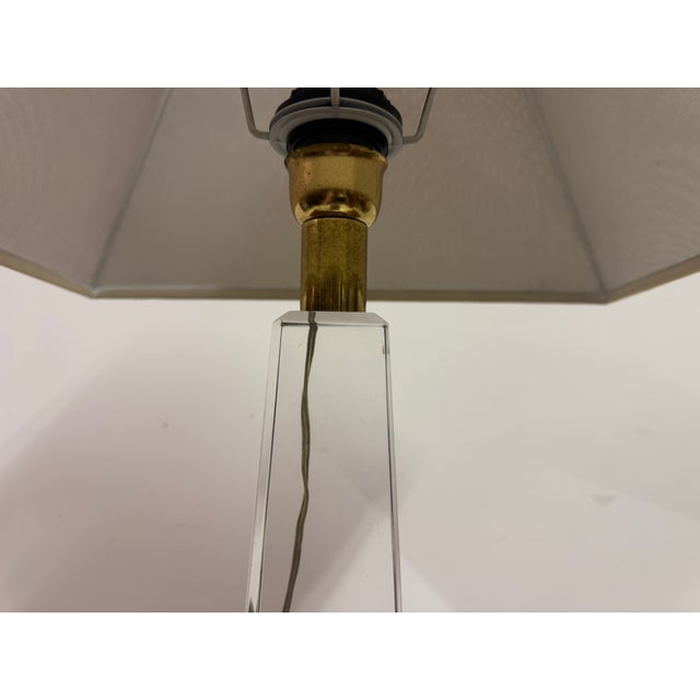 Acrylic and Brass Table Lamp in the style of Sandro Petti, 1970s For Sale - Image 6 of 13
