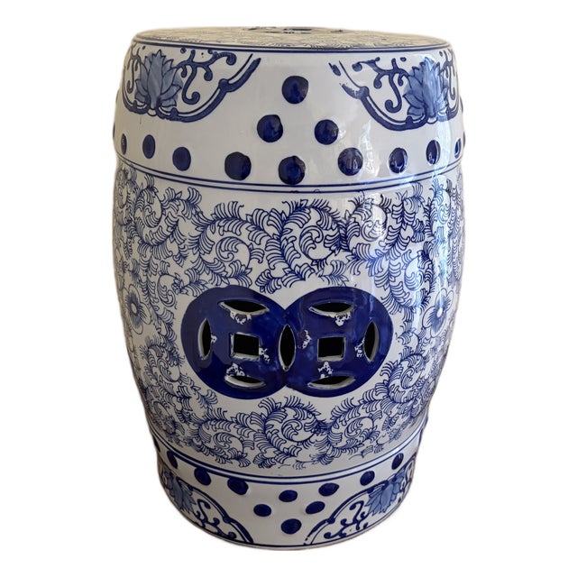Late 20th Century Blue and White Porcelain Chinoiserie Chinese Garden Stool or Side Table For Sale