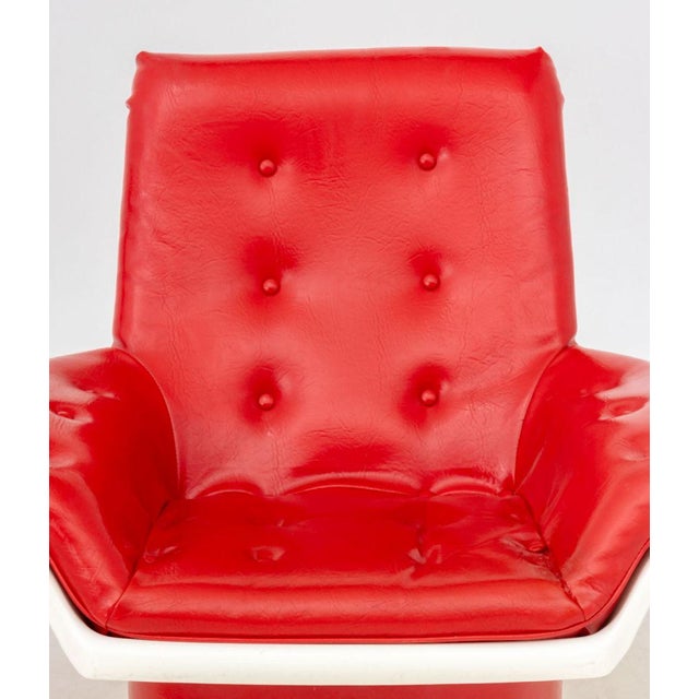 Morris Futorian "Space Age" Lounge Chairs, Pair For Sale - Image 4 of 12