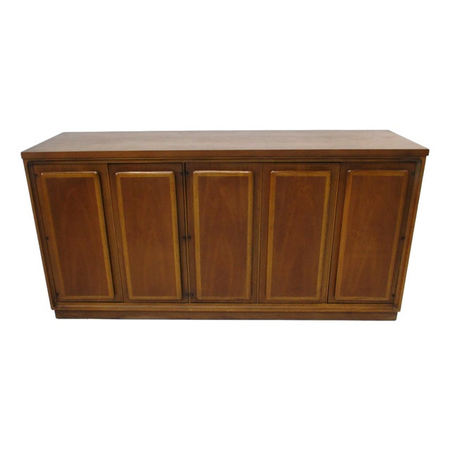 Broyhill Mid Century Walnut Credenza Forward 70 Collection For Sale