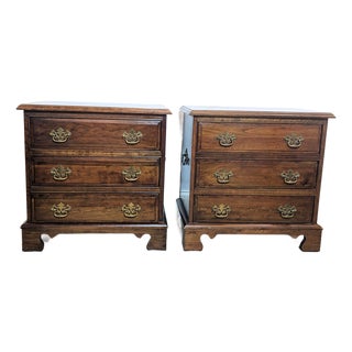 Vintage Pennsylvania House Cherry Night Stand Pair Chippendale Style For Sale