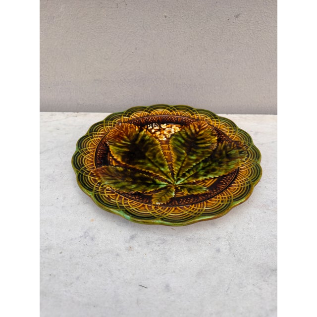 Majolica Chesnut Leaf Plate Villeroy & Boch, circa 1890.