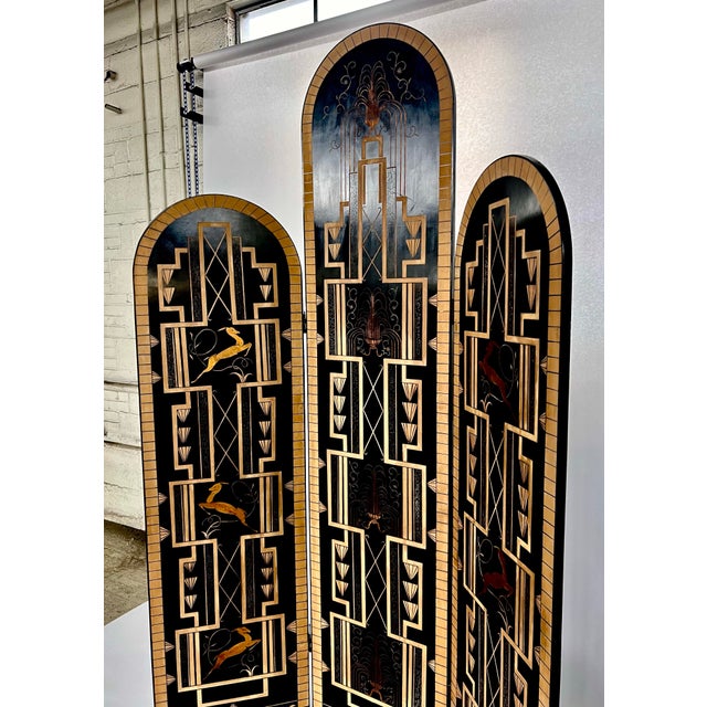 Art Deco Mid 20th Century Art Deco Gilt and Black Lacquer 3-Panel Divider Screen For Sale - Image 3 of 7