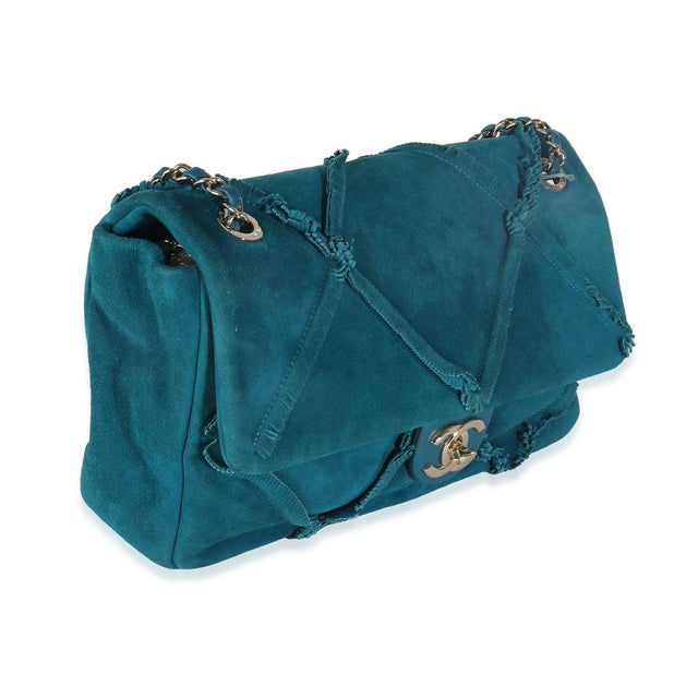 Boho Chic Teal Suede Goatskin Diamond Fringe Medium Flap Bag For Sale - Image 3 of 8