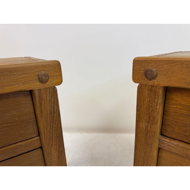 Brutalist Bedside Tables in Oak, 1970s, Set of 2 For Sale - Image 15 of 18