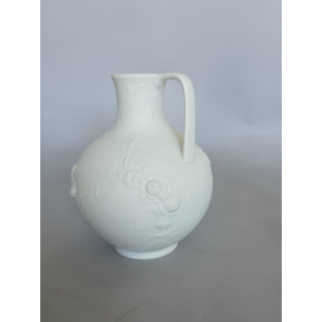 Mid-Century Modern Vintage Bisque Porcelain Vase with Relief Roses from Kaiser, Germany, 1970s-1980s For Sale - Image 3 of 7