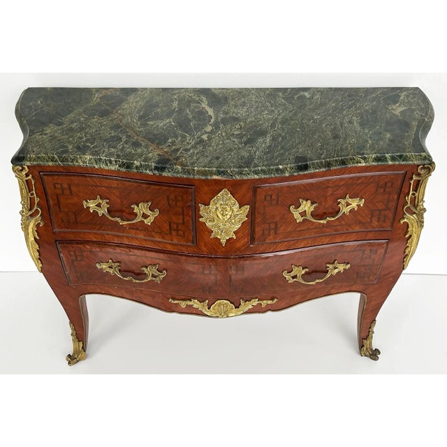 French Marble Top 3-Drawer Commode With Marquetry and Gilt Bronze Mounts, 20th Century For Sale - Image 3 of 13