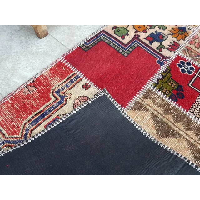 1960s Geometric Design Vintage Wool Runner For Sale - Image 5 of 10