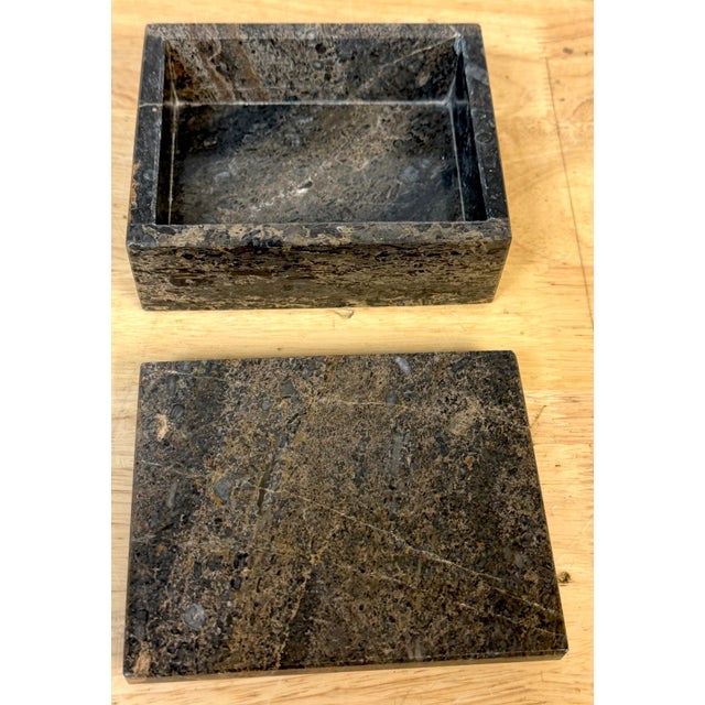 Stone Italian Fossil Marble (Lumachella) Specimen Stone Box, Circa 1960s For Sale - Image 7 of 9